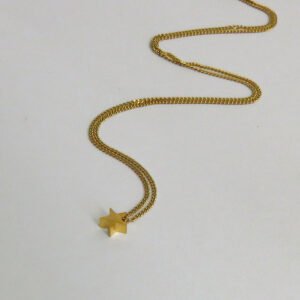 collar minimalista estrella